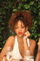 Rihanna pic #399088