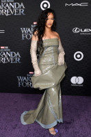 photo 22 in Rihanna gallery [id1315851] 2022-11-30