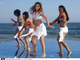 photo 15 in Rihanna gallery [id36052] 0000-00-00