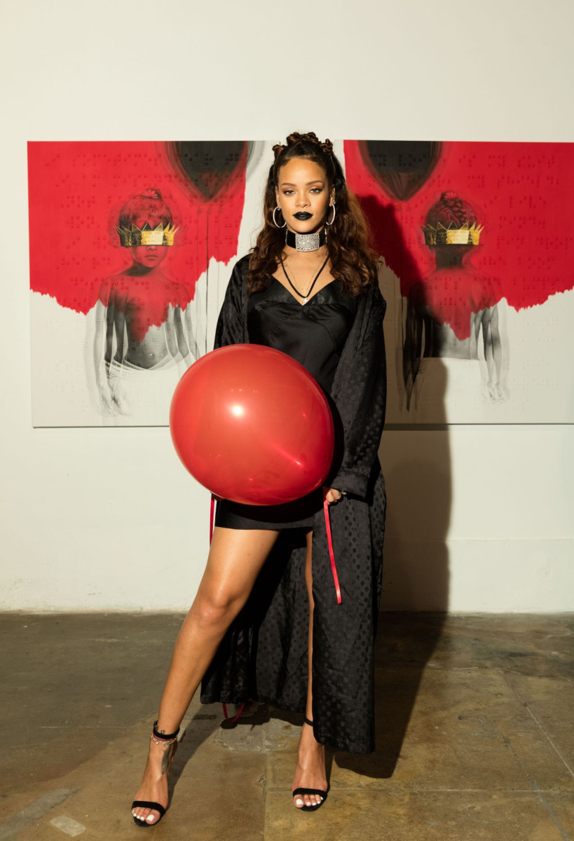 Rihanna Photo 5991 Of 8652 Pics Wallpaper Photo 802577 Theplace2
