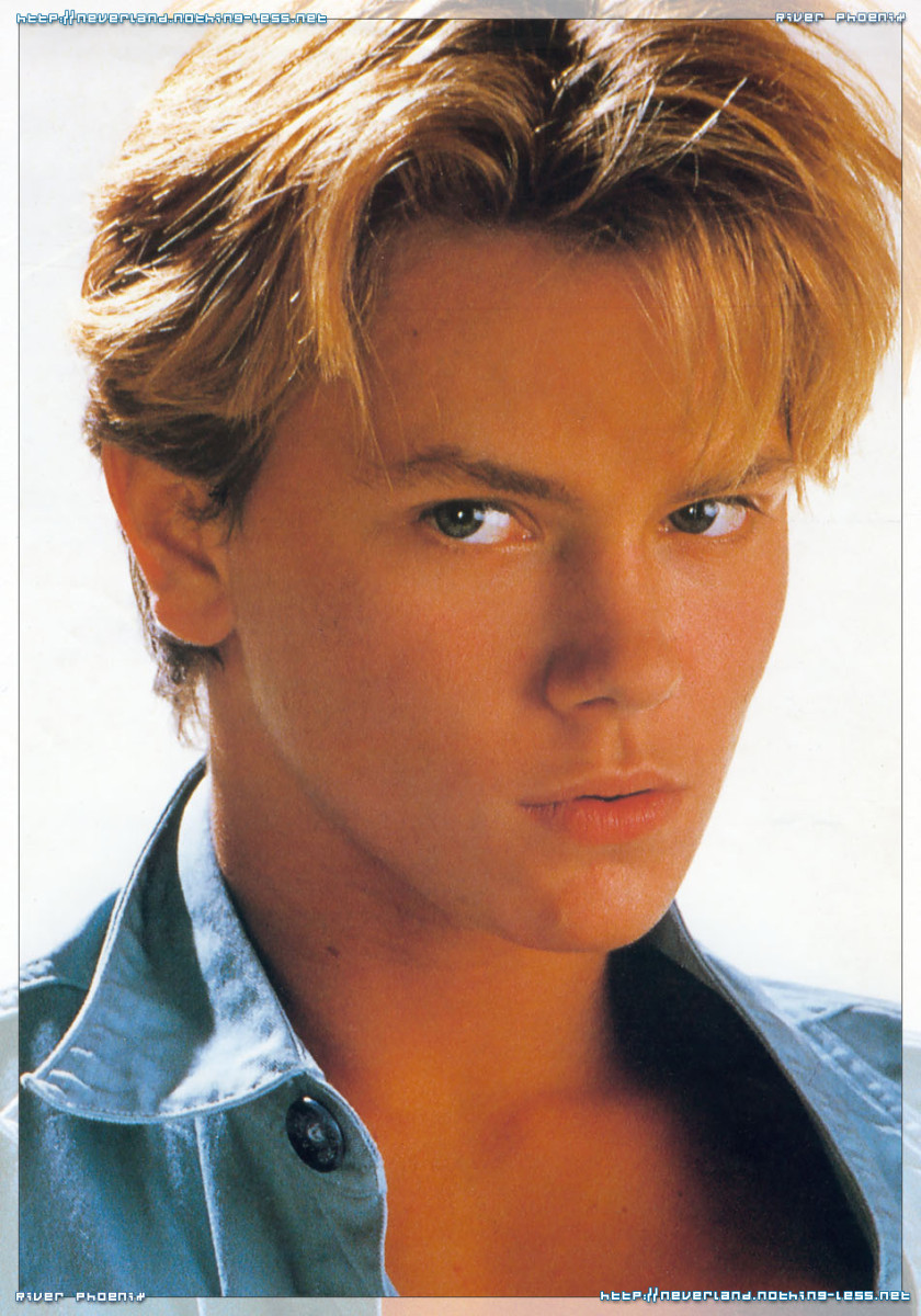 River Phoenix: pic #30803