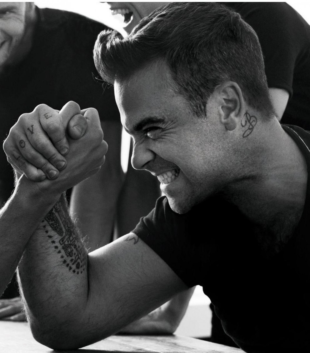 Robbie Williams: pic #384968