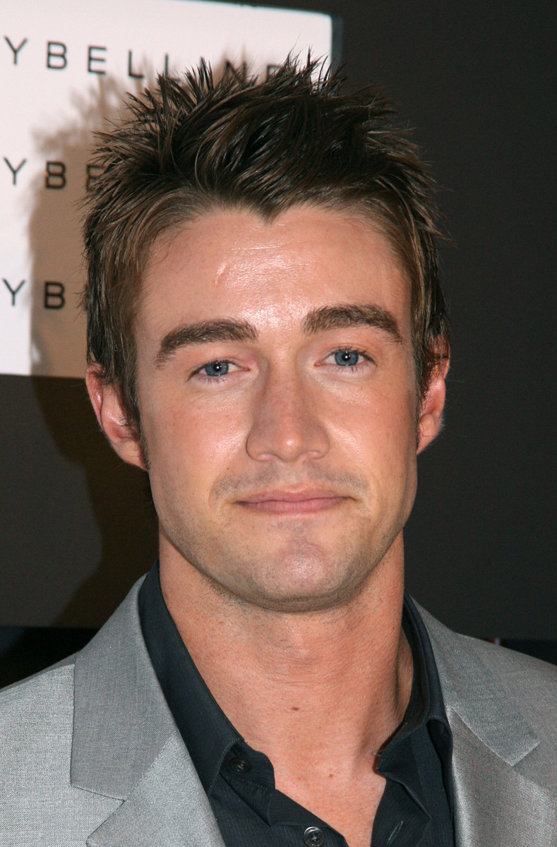 Robert Buckley: pic #141985