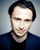 Robert Carlyle photo #