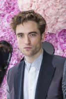 Robert Pattinson photo #