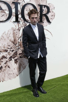 Robert Pattinson photo #