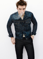 Robert Pattinson photo #