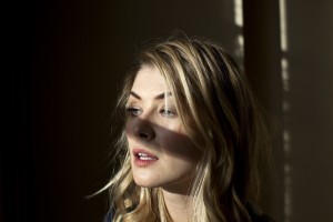 photo 20 in Rosamund Pike gallery [id558740] 2012-12-07