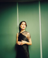 Rose Byrne photo #