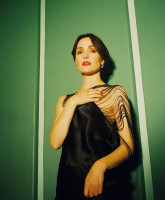 Rose Byrne photo #