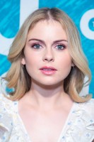 Rose McIver photo #