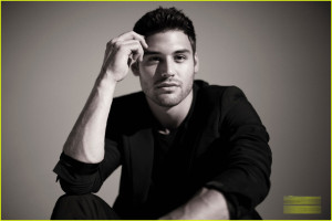 Ryan Guzman photo #