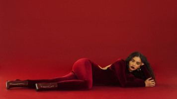 Sabrina Claudio photo #