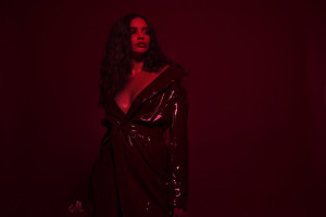 Sabrina Claudio photo #