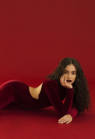 Sabrina Claudio photo #