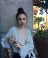 Sabrina Claudio photo #