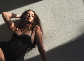 Sabrina Claudio photo #