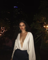 Sabrina Claudio photo #