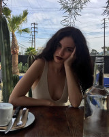 Sabrina Claudio photo #