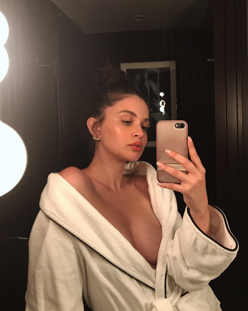 Sabrina Claudio: pic #1169108