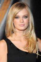 Sara Paxton photo #