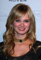 Sara Paxton photo #