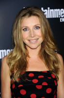 Sarah Chalke photo #