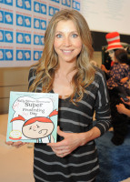 photo 18 in Sarah Chalke gallery [id556411] 2012-11-24
