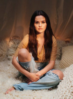 photo 4 in Selena Gomez gallery [id1311280] 2022-10-05