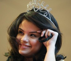 photo 4 in Selena Gomez gallery [id239364] 2010-02-26