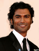 Sendhil Ramamurthy photo #