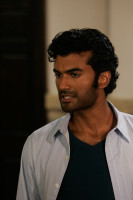 Sendhil Ramamurthy photo #