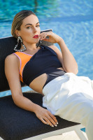 Serinda Swan photo #