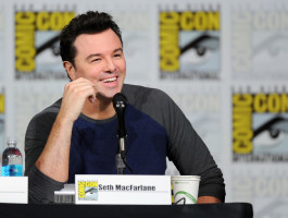 Seth MacFarlane photo #