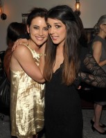photo 4 in Shenae Grimes gallery [id441381] 2012-02-08