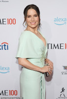 Sophia Bush photo #