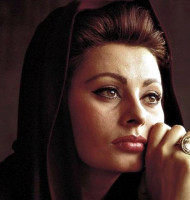 Sophia Loren photo #