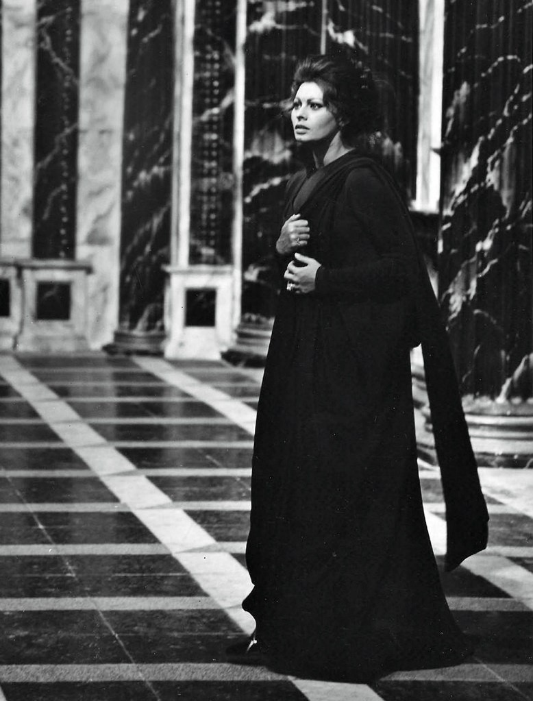 Sophia Loren: pic #1115611