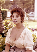 Sophia Loren photo #