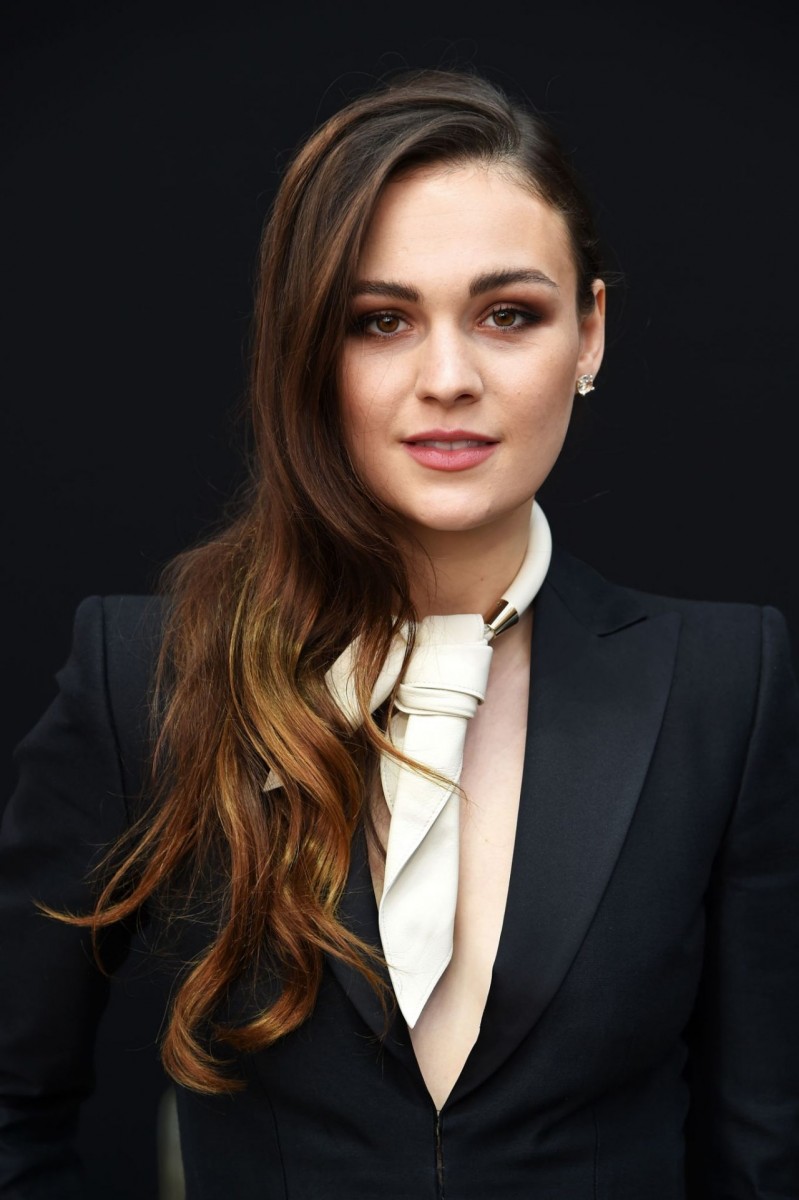 Sophie Skelton: pic #1145178