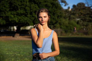 Stefanie Scott photo #