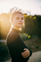 Stefanie Scott photo #