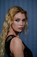 Stella Maxwell photo #