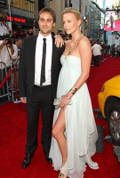 photo 9 in Stuart Townsend gallery [id502888] 2012-06-25