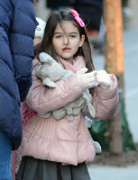 photo 10 in Suri Cruise gallery [id561125] 2012-12-16