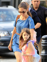 Suri Cruise photo #