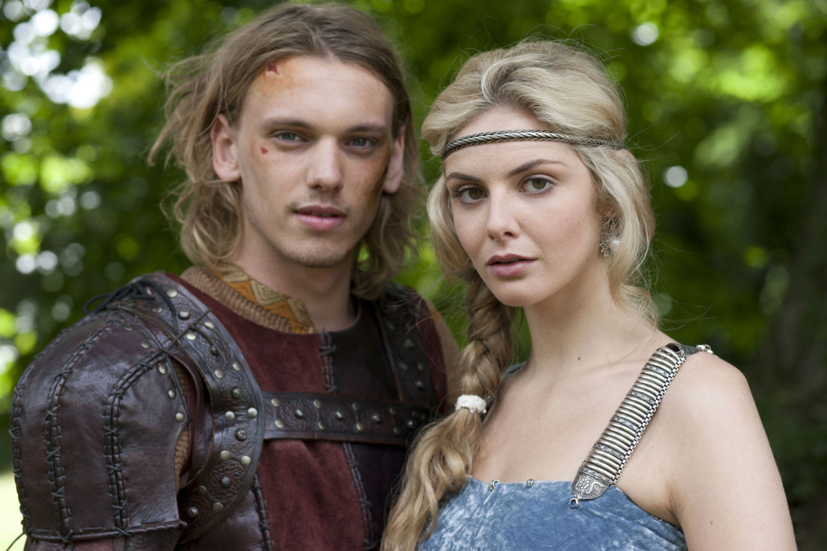 Tamsin egerton picture