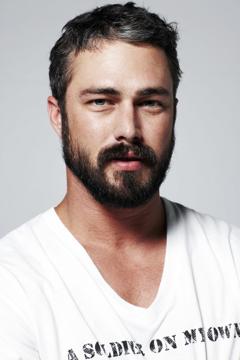 Taylor Kinney: pic #572010