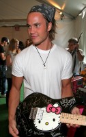 photo 15 in Taylor Kitsch gallery [id540355] 2012-10-07