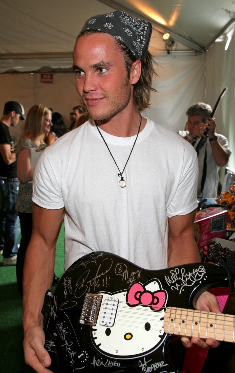 Taylor Kitsch: pic #540355